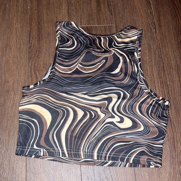 Shein | Y2K Inspired Swirl Cropped Top | Womens | BundleNSave - Picture 3 of 3